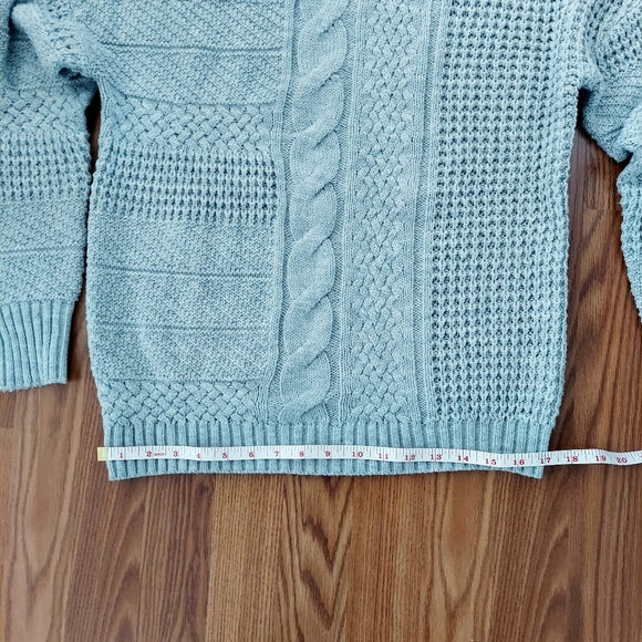 Time and True Gray Sweater Size M - Picture 3 of 9